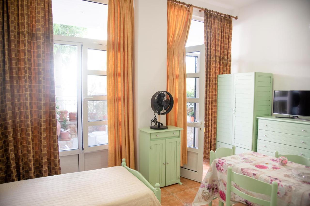 Stavros Studio Apartment In Kos Exteriör bild